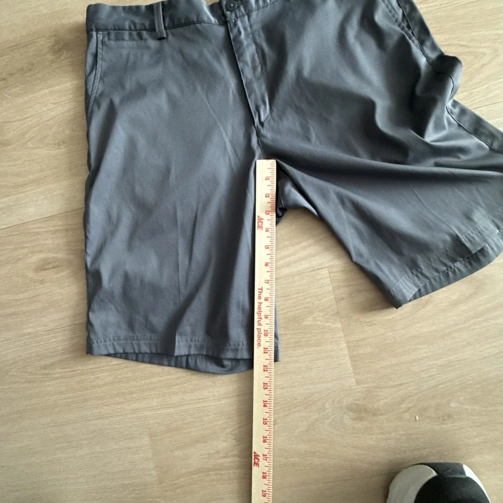Nike golf shorts